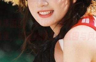 Feilin嗲囡囡 – SiByl李思宁姐姐定制写真作品集，感受她的艺术氛围与风格.txt