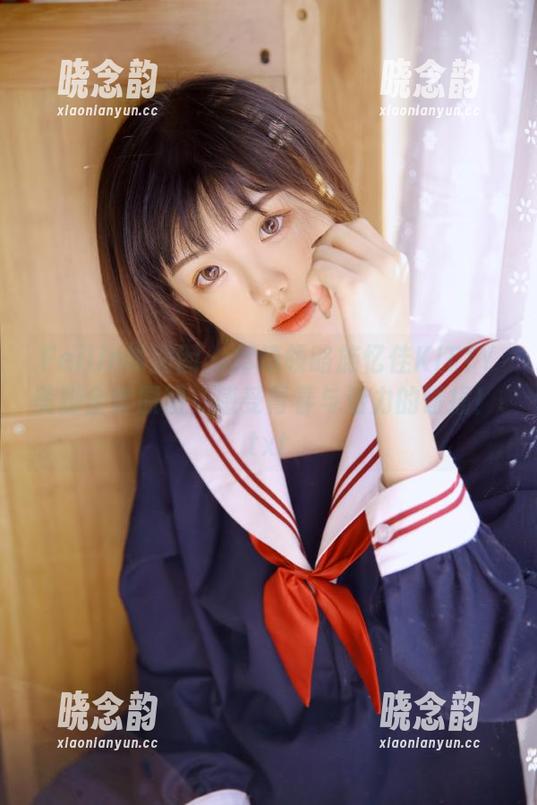 Feilin嗲囡囡 - 尽情领略施忆佳KITTY美脚全套原图，感受青春与活力的碰撞！.txt