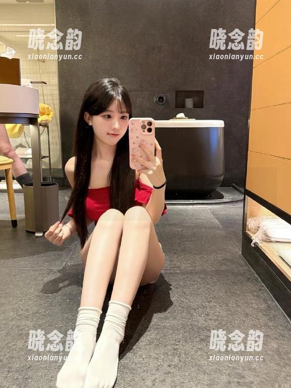 GIRLT果团网 - 陈雅漫高清作品集：丝袜背后的故事与无尽魅力.txt