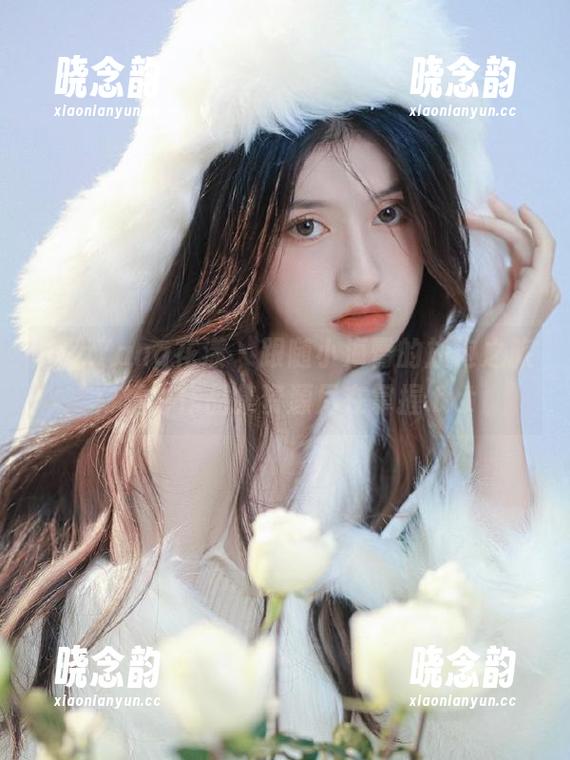 HuaYang花漾 - 跟随小海臀的旗袍之旅：精彩作品集资源尽在掌握.txt