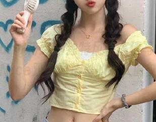 HuaYang花漾 – 独特风格高清写真：张思允Nice双马尾造型的迷人时刻.txt