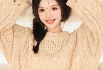 HuaYang花漾 – 原图与套图双重诱惑：朱可儿Flower丝袜写真带你迈入美腿天堂！.txt