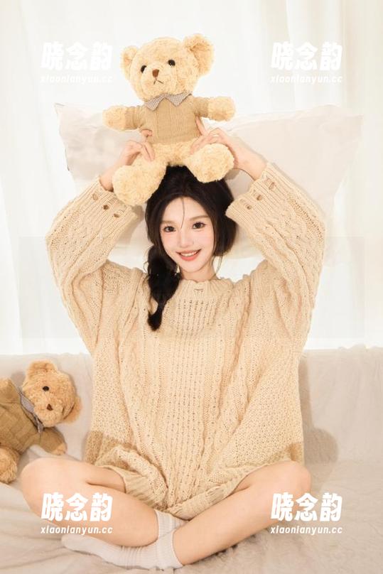 HuaYang花漾 - 原图与套图双重诱惑：朱可儿Flower丝袜写真带你迈入美腿天堂！.txt