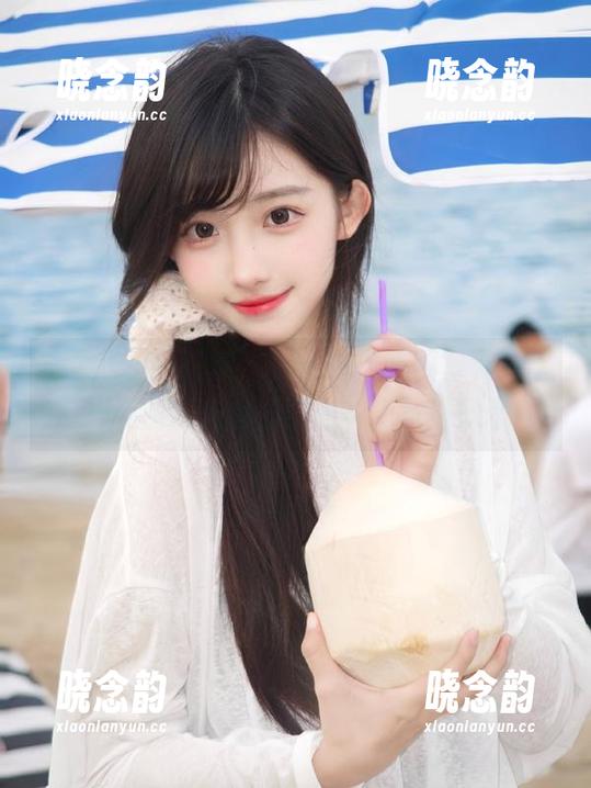 HuaYang花漾 - 黄乐然的豹纹写真分享：感受前所未有的时尚魅力与热情.txt