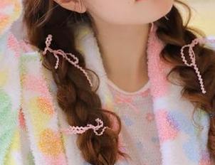 IMiss爱蜜社 – 张思允Nice修女写真集分享：在每一张照片中探寻灵魂的深度与美丽.txt