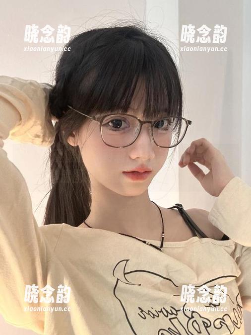 IMiss爱蜜社 - 莉莉Lily镂空写真：尽享高清图集下载的视觉盛宴.txt