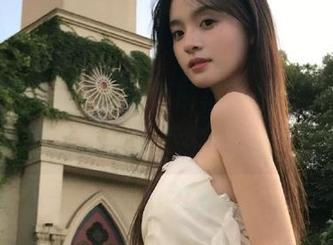 微密圈 – July芝岚短裤写真精彩合集，专业美图精选不容错过.txt