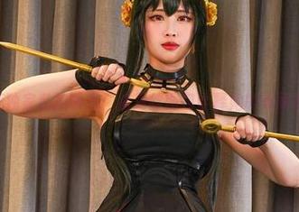 KaYa萱独家私拍曝光：裤里丝图包诠释她的美丽故事.txt