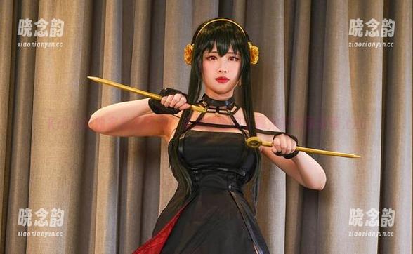 KaYa萱独家私拍曝光：裤里丝图包诠释她的美丽故事.txt