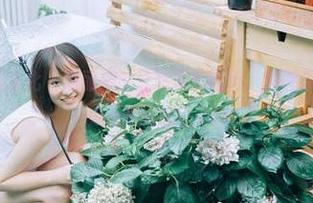 Kimoe激萌文化 – 刘丽娜的泳装写真图包，唤醒你对阳光海滩的无限向往！.txt