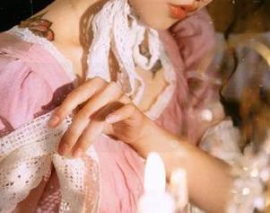 绝美K酱：保健医师主题写真套图，展现健康生活的美丽风采.txt