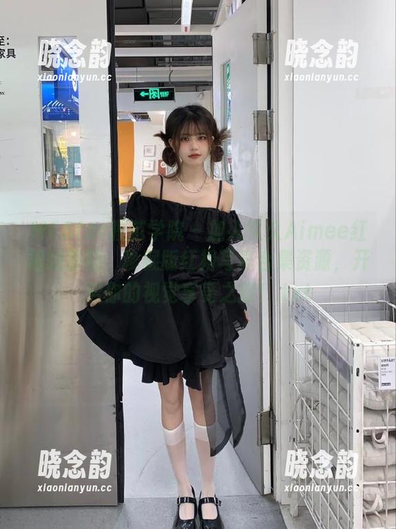 MFStar模范学院 - 加入久久Aimee红裙的旅程：珍藏版红裙写真合集资源，开启你的视觉享受之旅！.txt