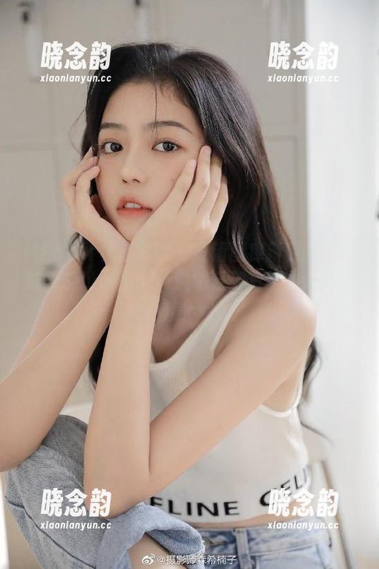 MFStar模范学院 - 高清图库新更新：柳侑绮Sevenbaby透明系列写真，宛如梦境.txt