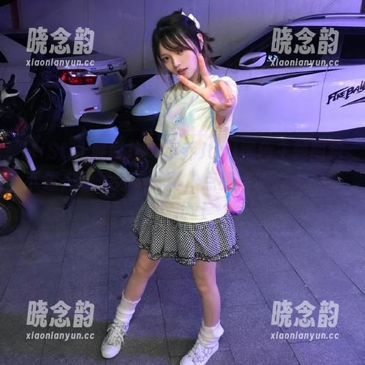 MiStar魅妍社 - 小乔Joyi黑色主题图包下载，收藏完美写真，点亮你的艺术灵感！.txt
