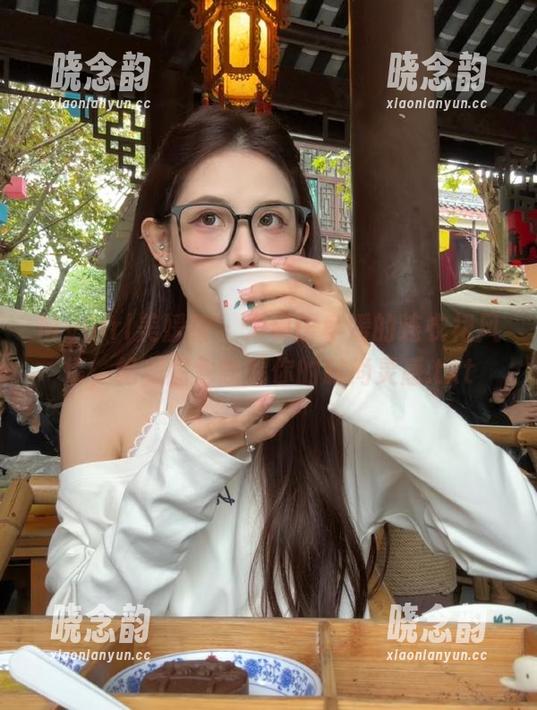 MyGirl美媛馆 - 发现田孝媛的连衣裙风情，绝美图包唤醒你的时尚灵感.txt