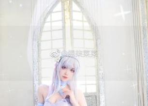 一起来欣赏Sakiiii翎柒的暗黑护士写真分享，打破你的审美边界.txt