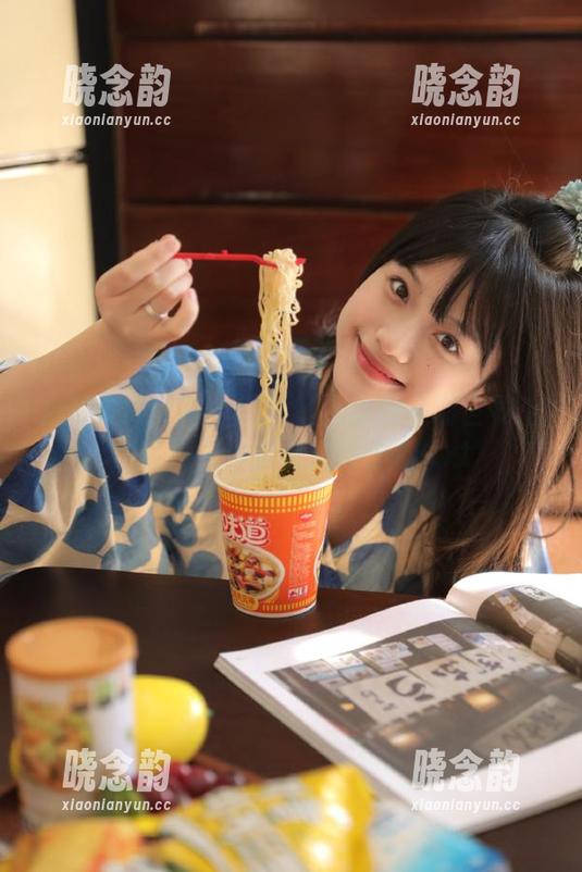 TGOD推女神 - 探索杨上萱的美丽世界：川音校花写真与壁纸分享.txt