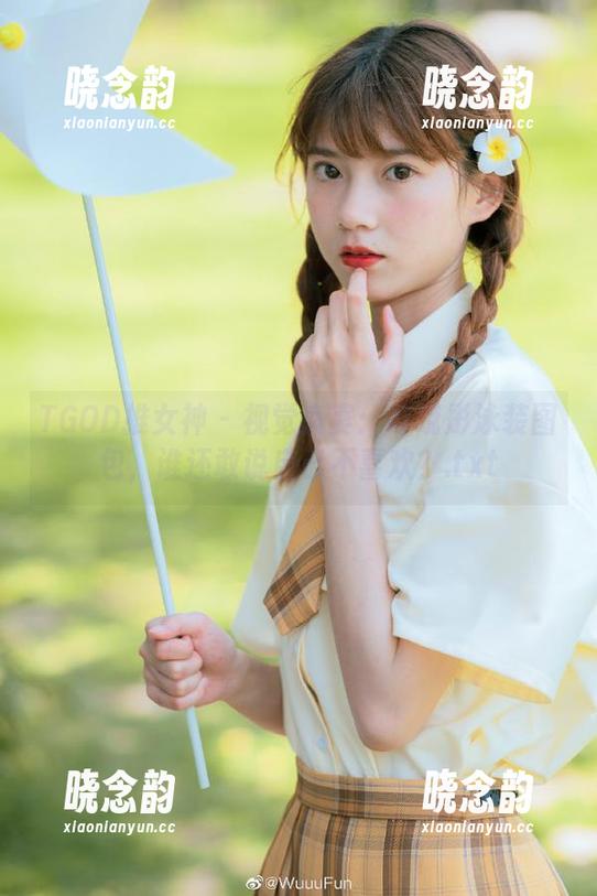 TGOD推女神 - 视觉盛宴：谭晓彤泳装图包，谁还敢说自己不喜欢？.txt