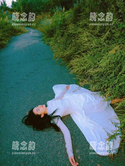 TouTiao头条女神 - 月音瞳的搞笑照片集：小悦时光VIP版网盘下载任性享受！.txt
