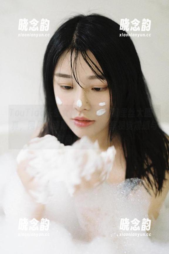 TouTiao头条女神 - 李由美裤里丝大胆写真，网盘资源限时分享，纵享视觉震撼与时尚感受！.txt