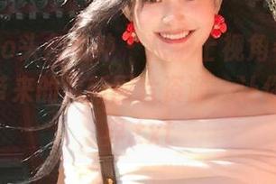 TouTiao头条女神 – 从护士视角看世界，梦心玥带来的清新图片资源，让你大开眼界.txt