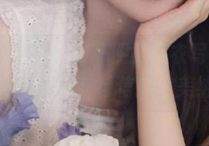 UGirls尤果网 – 游子熙的泳衣写真，通过定制展现出优雅与自信的完美结合.txt