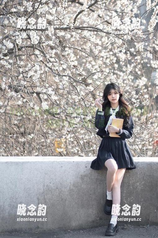 UGirls尤果网 - 尽情欣赏陈雅漫肉丝写真，美图下载一网打尽.txt