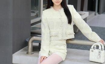 UGirls尤果网 – 韩恩美修女的影像世界：独特作品套图展现慈悲与优雅！.txt