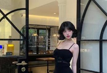 UGirls尤果网 – 最新“黛斯羽”高清图库：感受清纯之美，展现青春的无限可能.txt