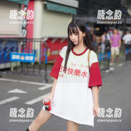 UGirls尤果网 - 齐贝贝的眼镜秘密：解锁她的写真作品图库资源，带你发现不一样的魅力.txt