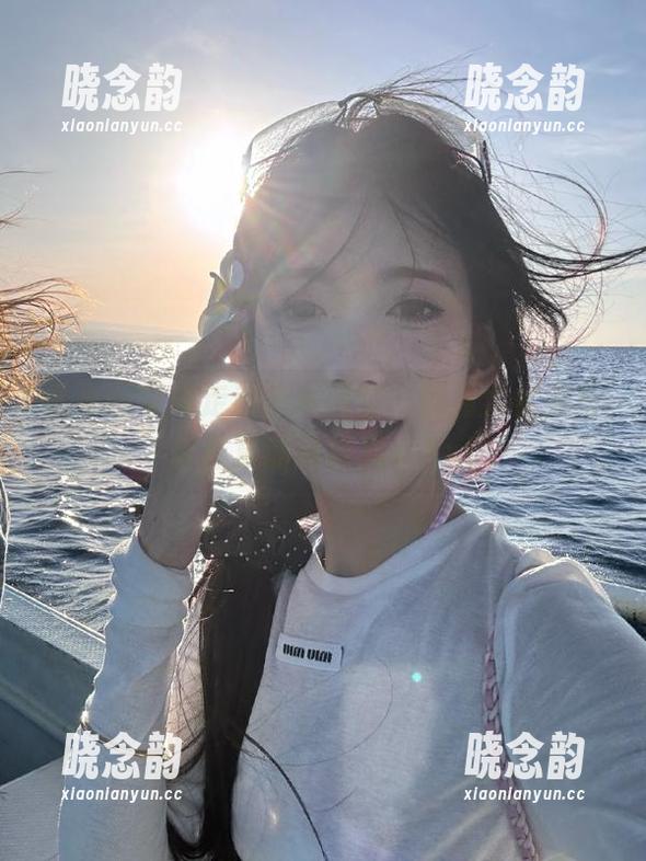 尤果网带你走进艺术殿堂，观看尤柔美写真合集的独特风采.txt
