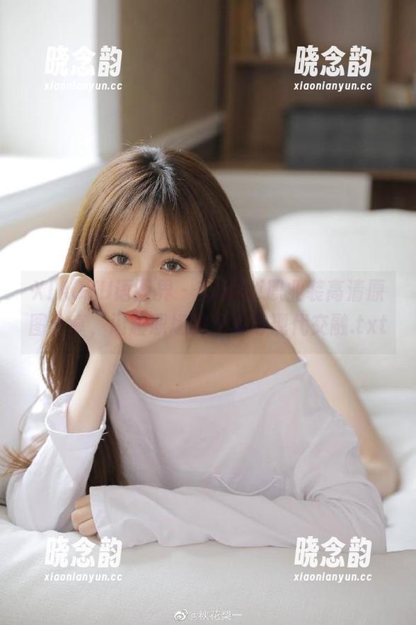 XIAOYU语画界 - 77qiqi职业装高清原图分享，闪耀职场的经典与现代交融.txt