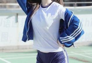XIAOYU语画界 – 杨紫嫣Cynthia的校园写真套图，捕捉最纯粹的青春瞬间.txt