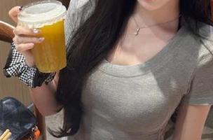 XINGYAN星颜社 – 最新图册：唐思琪旅拍中的唯美风景与动人故事.txt