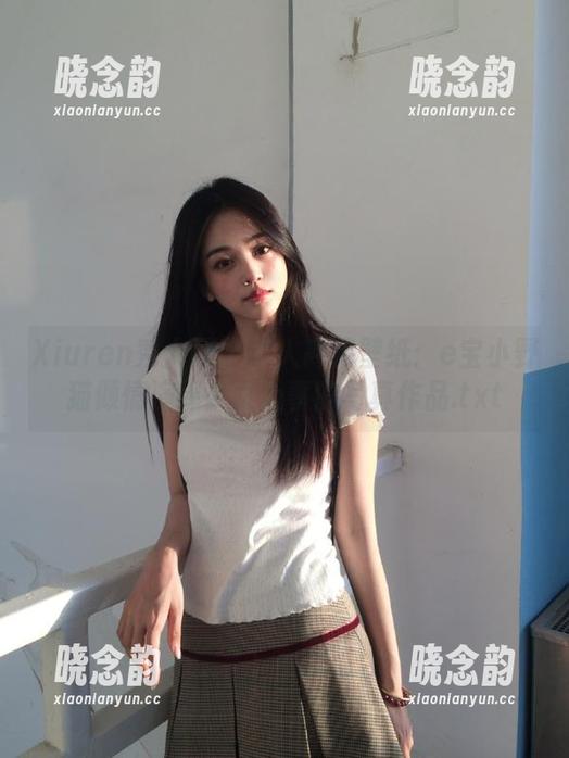Xiuren秀人网 - 迷人高清壁纸：e宝小野猫倾情演绎少女心事的写真作品.txt