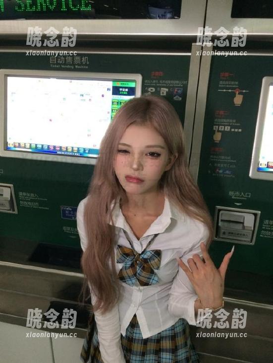 Xiuren秀人网 - 涨姿势！免费欣赏凌希儿的油亮美图，感受每一帧的光影魅力！.txt