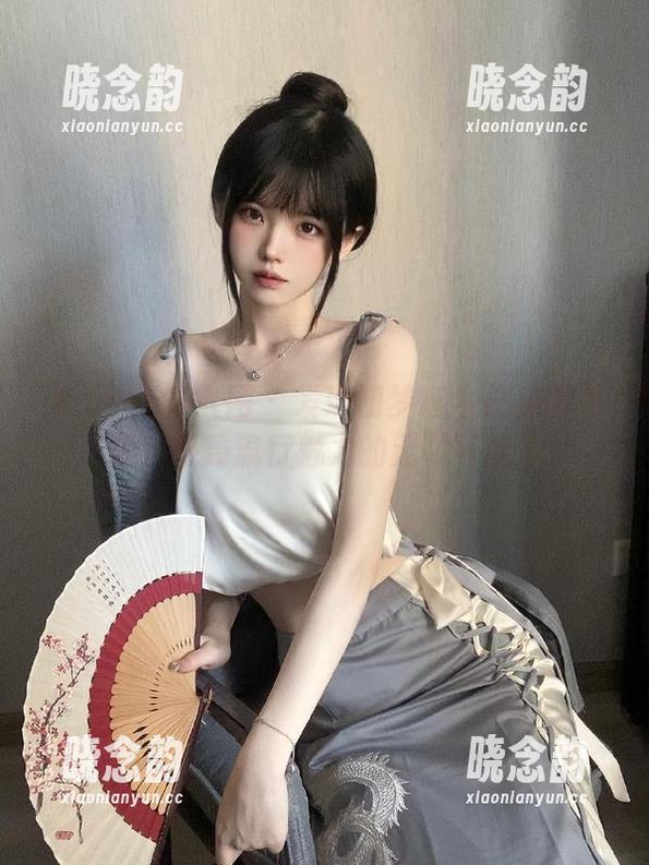 Xiuren秀人网 - 发现初梦瑶牛仔裤图包资源，感受流行魅力的无限可能.txt
