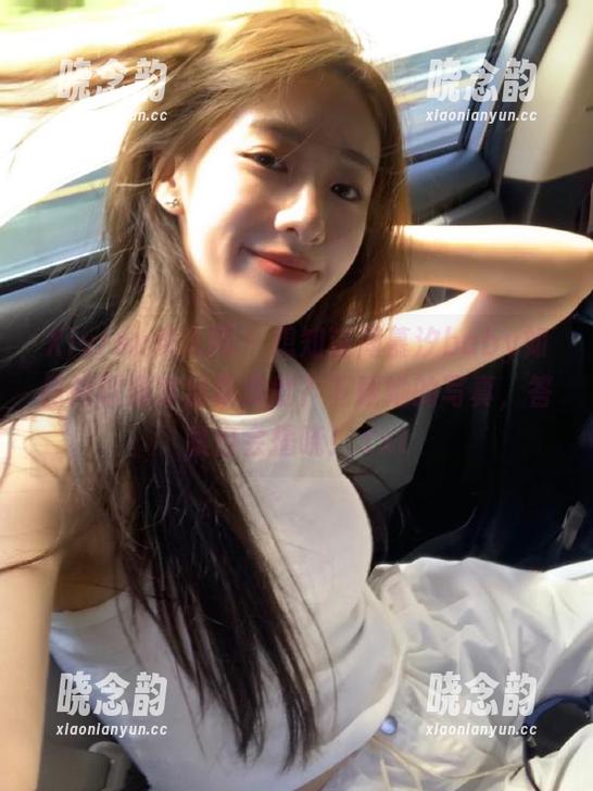 Xiuren秀人网 - 想知道周慕汐baby如何把制服穿出新高度？下载她的写真，答案自会揭晓！.txt