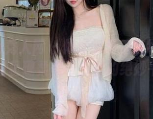 Xiuren秀人网 – 体操服风采在线！噜噜妞儿原图呈现柔美与力量的绝妙平衡.txt