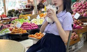 Xiuren秀人网 – 极致之美：精选婠婠么姐姐的写真作品，捕捉生命的精彩.txt