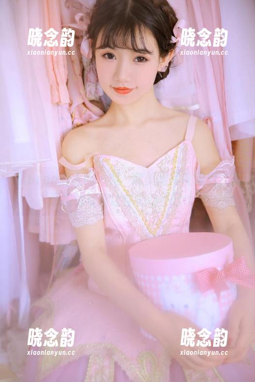 Xiuren秀人网 - 戴渃欣美腿尽收眼底，高清在线写真让你心动不已.txt
