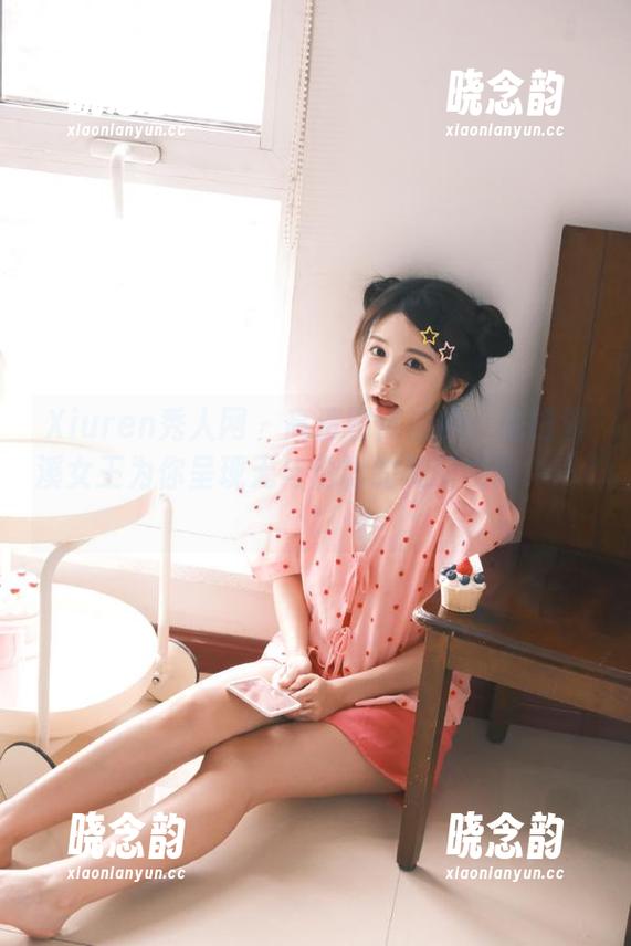 Xiuren秀人网 - 高清图库盛典：油田溪溪女王为你呈现无与伦比的美丽瞬间！.txt