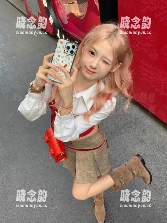 Xiuren秀人网 - 深入田兮白的私拍图包，护士角色扮演带来的独特视觉体验，释放无限魅力.txt