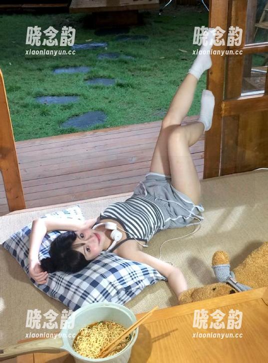 Xiuren秀人网 - 萌奈子泳装写真合集：打破夏日寂寞的魅力图集，尽情玲珑.txt