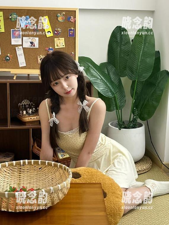 Xiuren秀人网 - 探索萌汉药baby的丝袜写真作品集：每一张都诉说着独特故事.txt