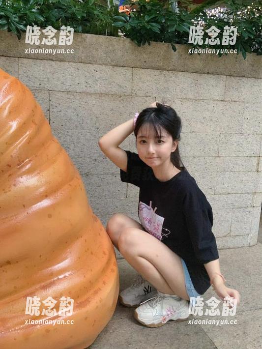 Xiuren秀人网 - 透明之美尽在金允珍呐的摄影照片，快来免费获取你的专属魅力.txt
