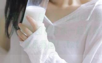 YouMi尤蜜荟 – 感受Angela小热巴的圣诞瞬间，原图与图包带你一起置身节日的欢乐氛围！.txt