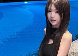 YouMi尤蜜荟 – 私拍图集中的浴室魅力：Carol周妍希的摄影之旅.txt