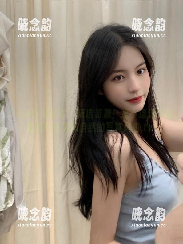YouMi尤蜜荟 - 精选资源！是小逗逗眼镜图库带来清新自然的写真风格.txt