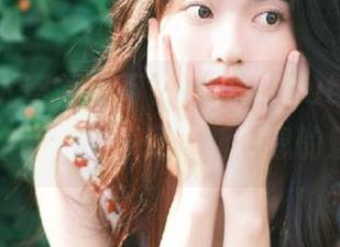 YouMi尤蜜荟 – 下载菲儿beauty纯白精美写真作品集，感受清新气息的魅力.txt